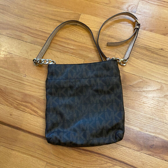 MK Michael Kors Hamilton Large Crossbody Brown PVC 35F2GHMC3B Logo Chain Buckle - Picture 6 of 13